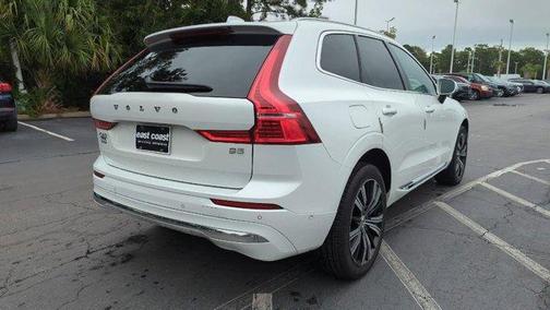 2023 Volvo XC60 B5 Plus Bright Theme