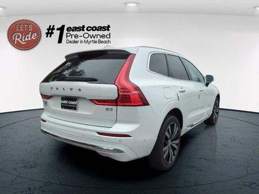 2023 Volvo XC60 B5 Plus Bright Theme
