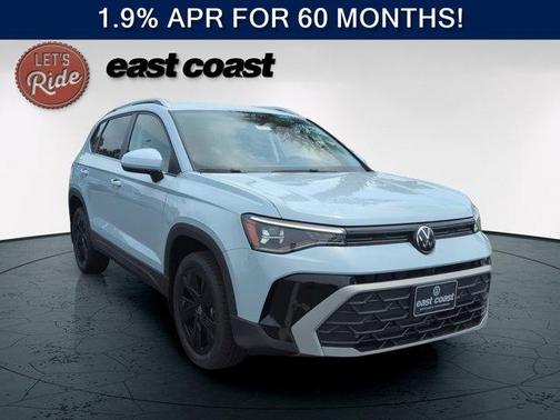 Opal White Pearl 2026 Volkswagen Atlas 2.0T Peak Edition