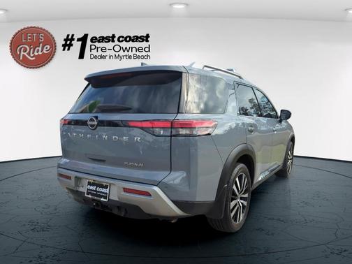 2024 Nissan Pathfinder Platinum