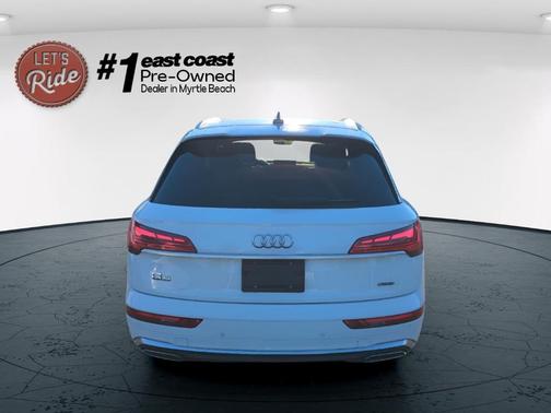 2022 Audi Q5 45 S line Prestige