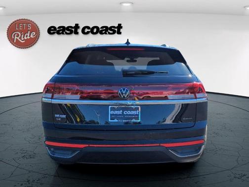 2026 Volkswagen Atlas Cross Sport 2.0T SE