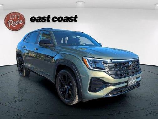 2026 Volkswagen Atlas Cross Sport 2.0T SEL R-Line Black