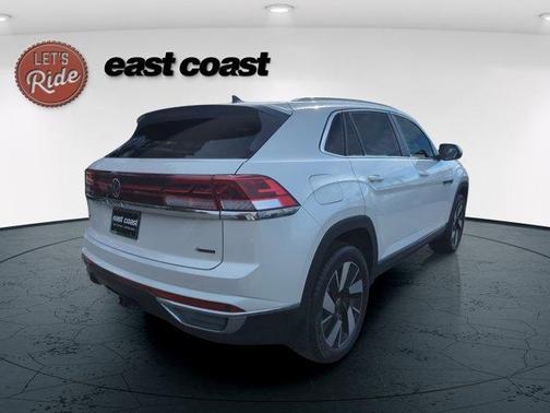 2025 Volkswagen Atlas Cross Sport 2.0T SEL