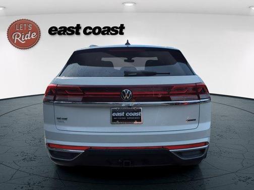 2025 Volkswagen Atlas Cross Sport 2.0T SEL