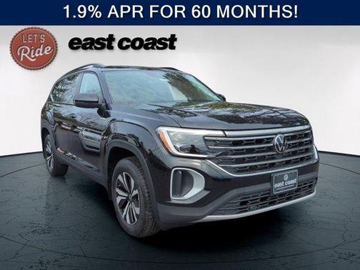 Deep Black Pearl Effect 2026 Volkswagen Atlas 2.0T SE