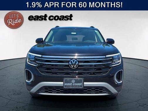 Deep Black Pearl 2026 Volkswagen Atlas 2.0T Peak Edition