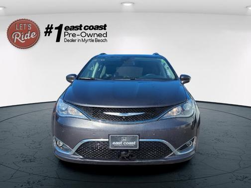 2018 Chrysler Pacifica Touring-L