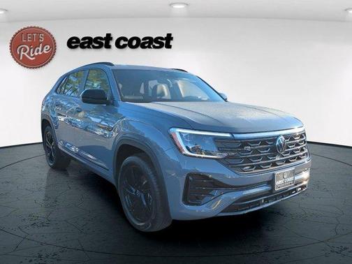 2026 Volkswagen Atlas Cross Sport 2.0T SEL R-Line Black