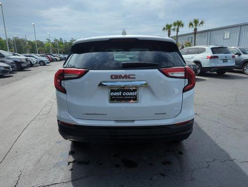 Summit White 2022 GMC Terrain SLE