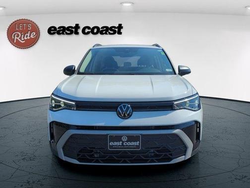 Pure White 2025 Volkswagen Taos 1.5T S