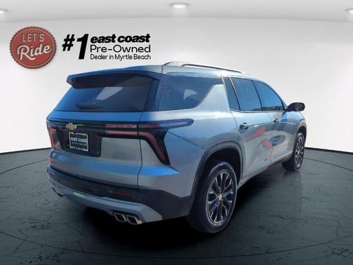 2024 Chevrolet Traverse LT