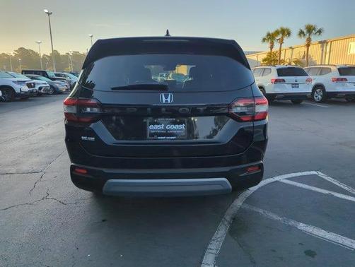 2023 Honda Pilot EX-L 7-Passenger
