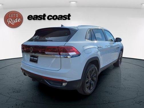 2025 Volkswagen Atlas Cross Sport 2.0T SE w/Technology