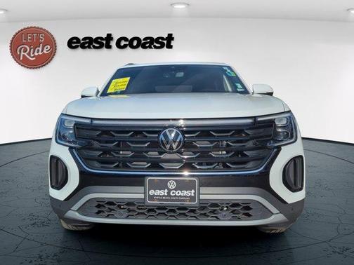 2025 Volkswagen Atlas Cross Sport 2.0T SE w/Technology