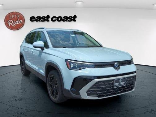 Gray 2026 Volkswagen Taos 1.5T SE
