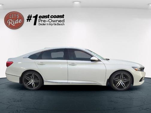 2022 Honda Accord Touring 2.0T