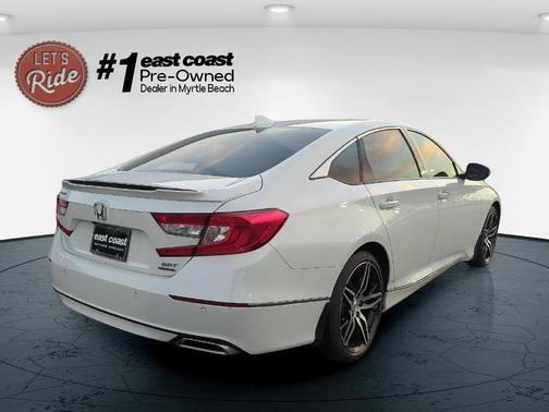 2022 Honda Accord Touring 2.0T