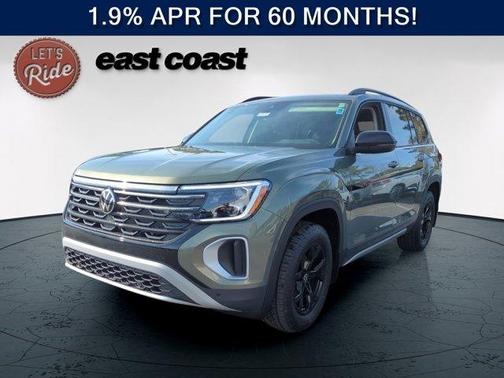 Avocado Green Pearl 2026 Volkswagen Atlas 2.0T Peak Edition