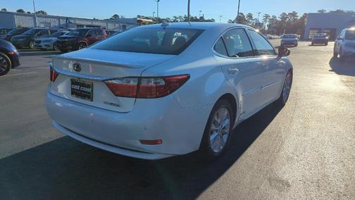2014 Lexus ES 300h Base