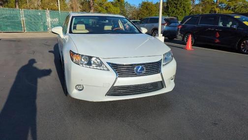 2014 Lexus ES 300h Base
