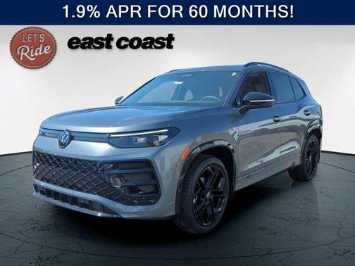 Platinum Gray Metallic 2026 Volkswagen Tiguan 2.0T SE R-Line Black