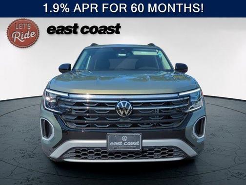 Avocado Green Pearl 2026 Volkswagen Atlas 2.0T Peak Edition