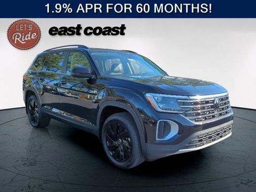 Deep Black Pearl Effect 2026 Volkswagen Atlas 2.0T SE W/TECHNOLOGY