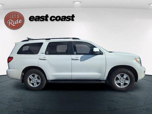 2016 Toyota Sequoia SR5