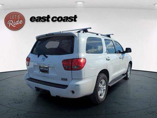 2016 Toyota Sequoia SR5