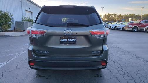 2014 Toyota Highlander LE