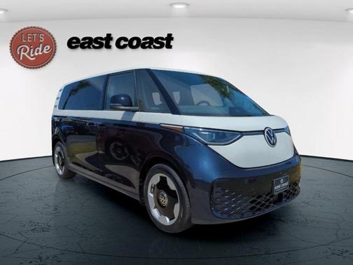 2025 Volkswagen ID. Buzz Pro S Plus