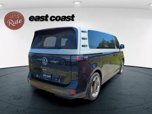 2025 Volkswagen ID. Buzz Pro S Plus