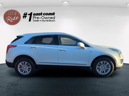 2017 Cadillac XT5 Base