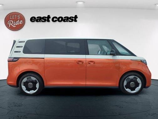 2025 Volkswagen ID. Buzz Pro S Plus