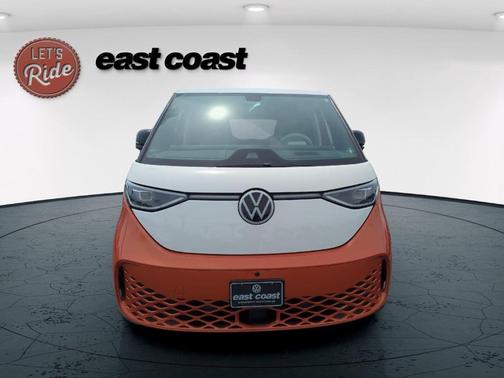 2025 Volkswagen ID. Buzz Pro S Plus