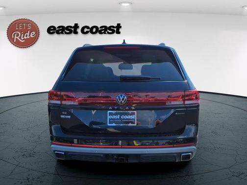 2025 Volkswagen Atlas 2.0T Peak Edition