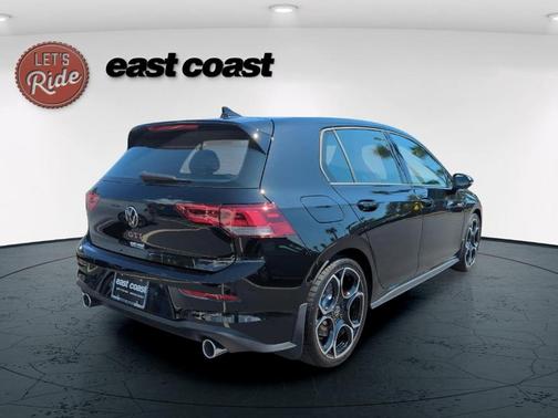 2025 Volkswagen Golf GTI 2.0T Autobahn