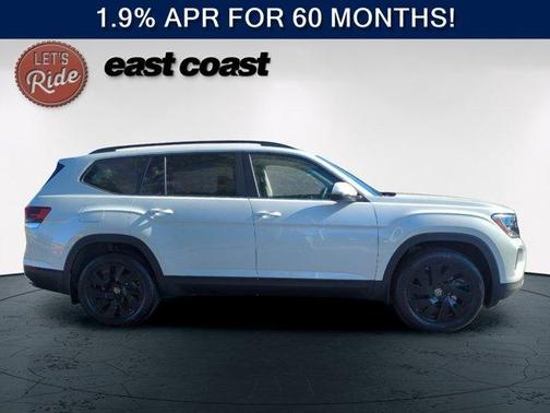 Opal White Pearl 2026 Volkswagen Atlas 2.0T SE W/TECHNOLOGY