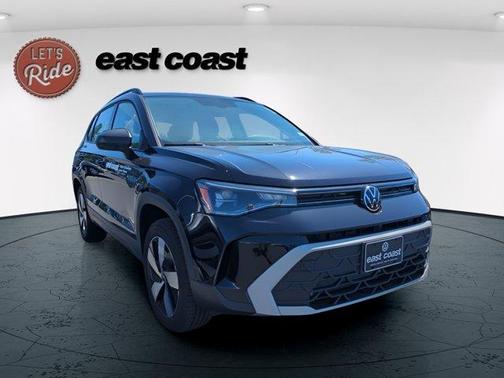 Deep Black Pearl Effect 2025 Volkswagen Taos 1.5T S