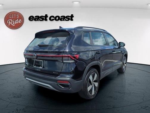 Deep Black Pearl Effect 2025 Volkswagen Taos 1.5T S