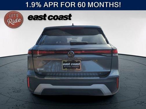 Platinum Gray Metallic 2026 Volkswagen Tiguan 2.0T SE