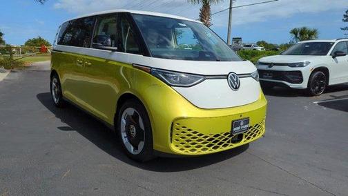 2025 Volkswagen ID. Buzz Pro S Plus