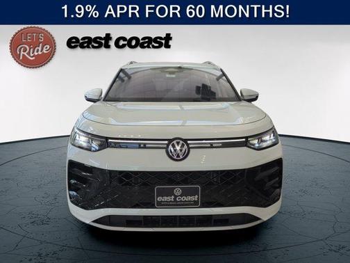 Opal White Pearl 2026 Volkswagen Tiguan 2.0T SEL
