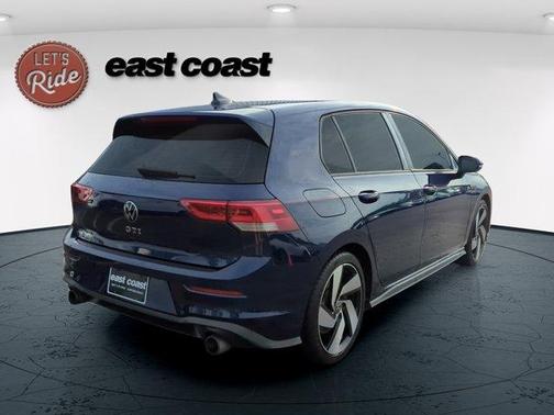 2022 Volkswagen Golf GTI 2.0T SE