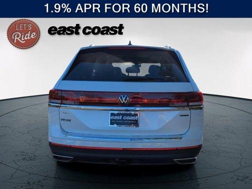 Opal White Pearl 2026 Volkswagen Atlas 2.0T SEL