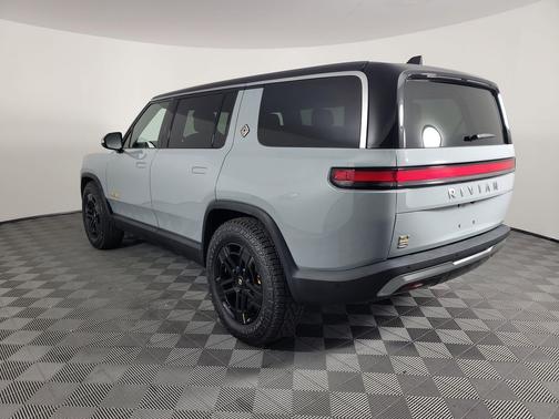 2022 Rivian R1S Launch Edition