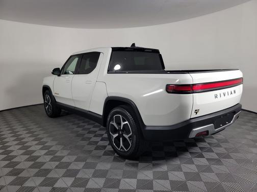 2022 Rivian R1T Adventure