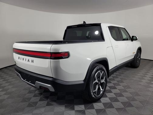 2022 Rivian R1T Adventure
