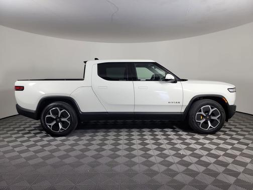 2022 Rivian R1T Adventure